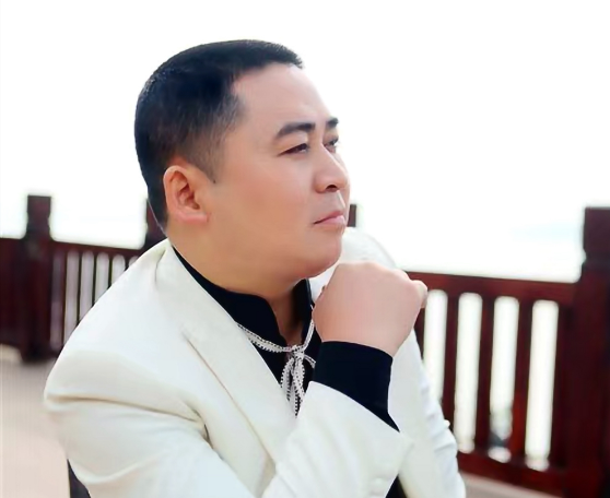 声乐老师-马强